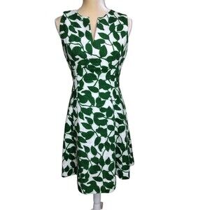 Kate Spade Sleeveless Dress V Neckline White And Green Leafs Print Size 6